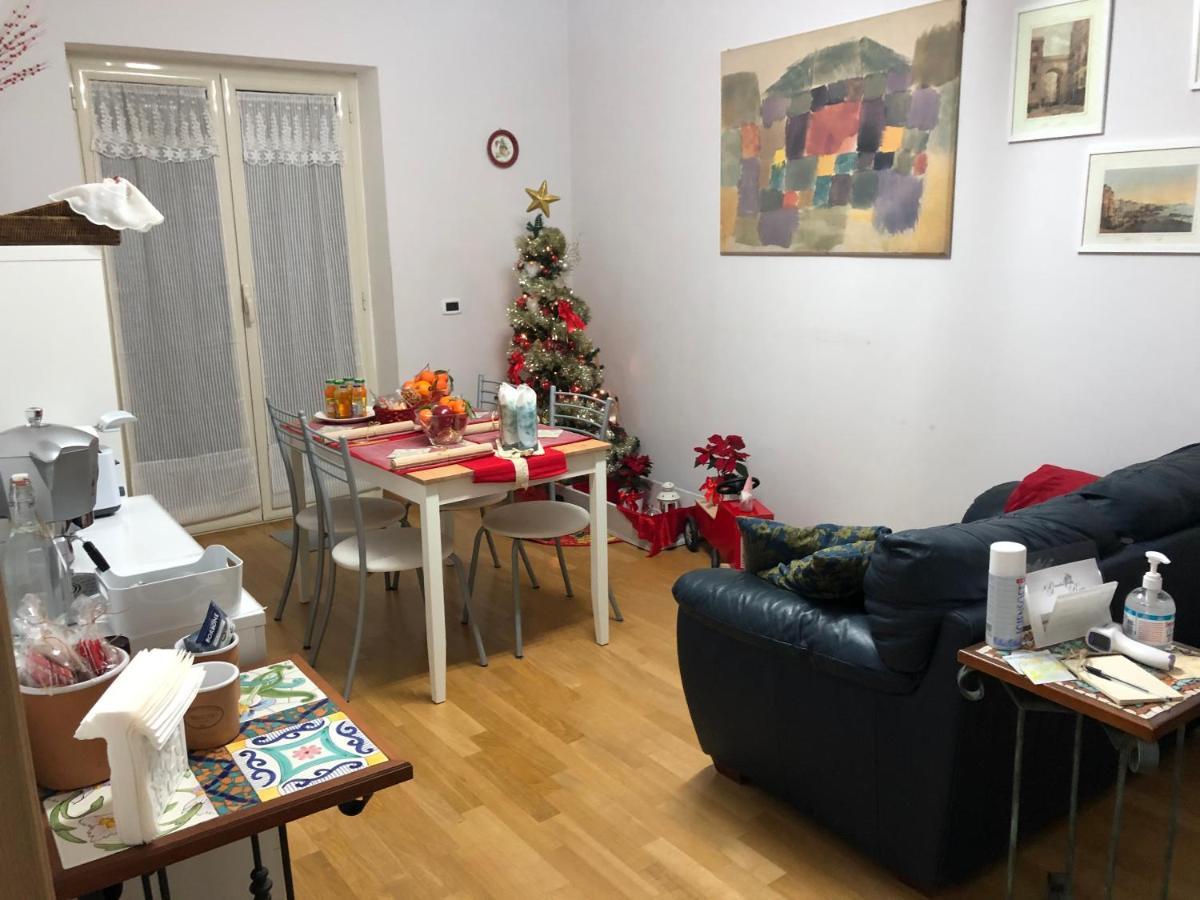 לינה וארוחת בוקר קאסרטה Il Giardino Della Reggia מראה חיצוני תמונה