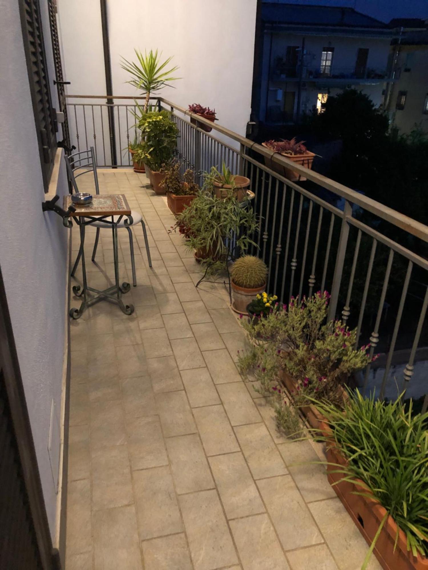 לינה וארוחת בוקר קאסרטה Il Giardino Della Reggia מראה חיצוני תמונה
