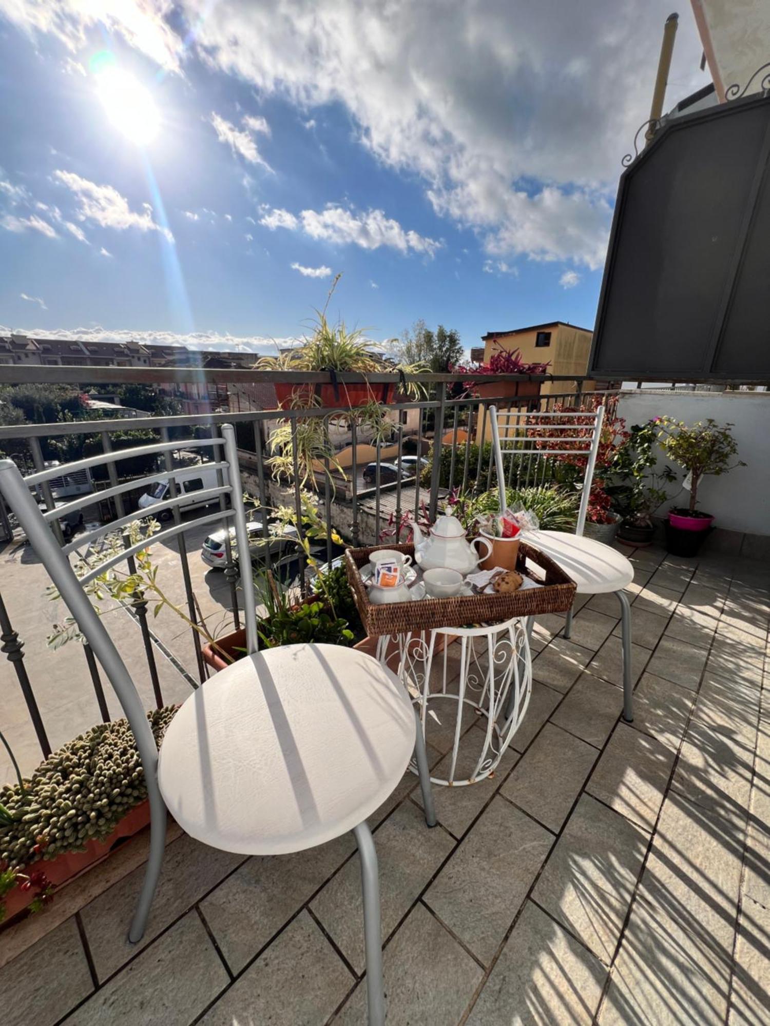 לינה וארוחת בוקר קאסרטה Il Giardino Della Reggia מראה חיצוני תמונה